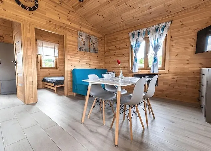 In With Hilltop Views