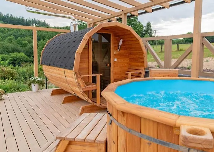 In With Hilltop Views *